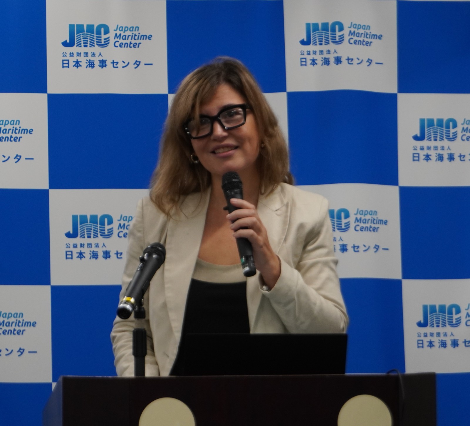 Dr Melis Özdel氏