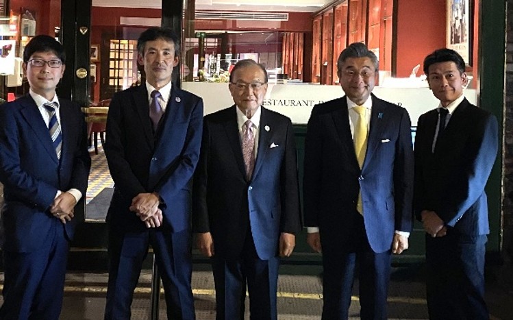 集合写真